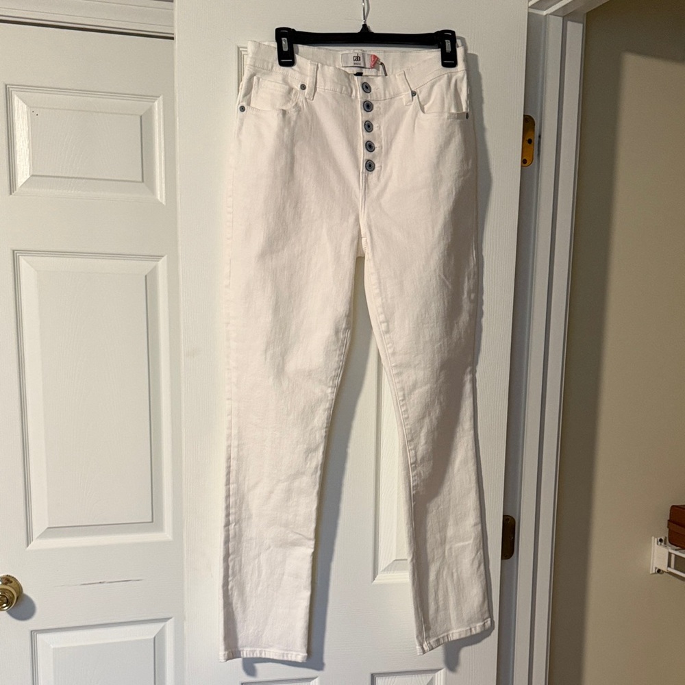 White Cabi straight leg Button-Fly Women’s Jeans